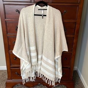 Cozy Neutral Kenzie Poncho